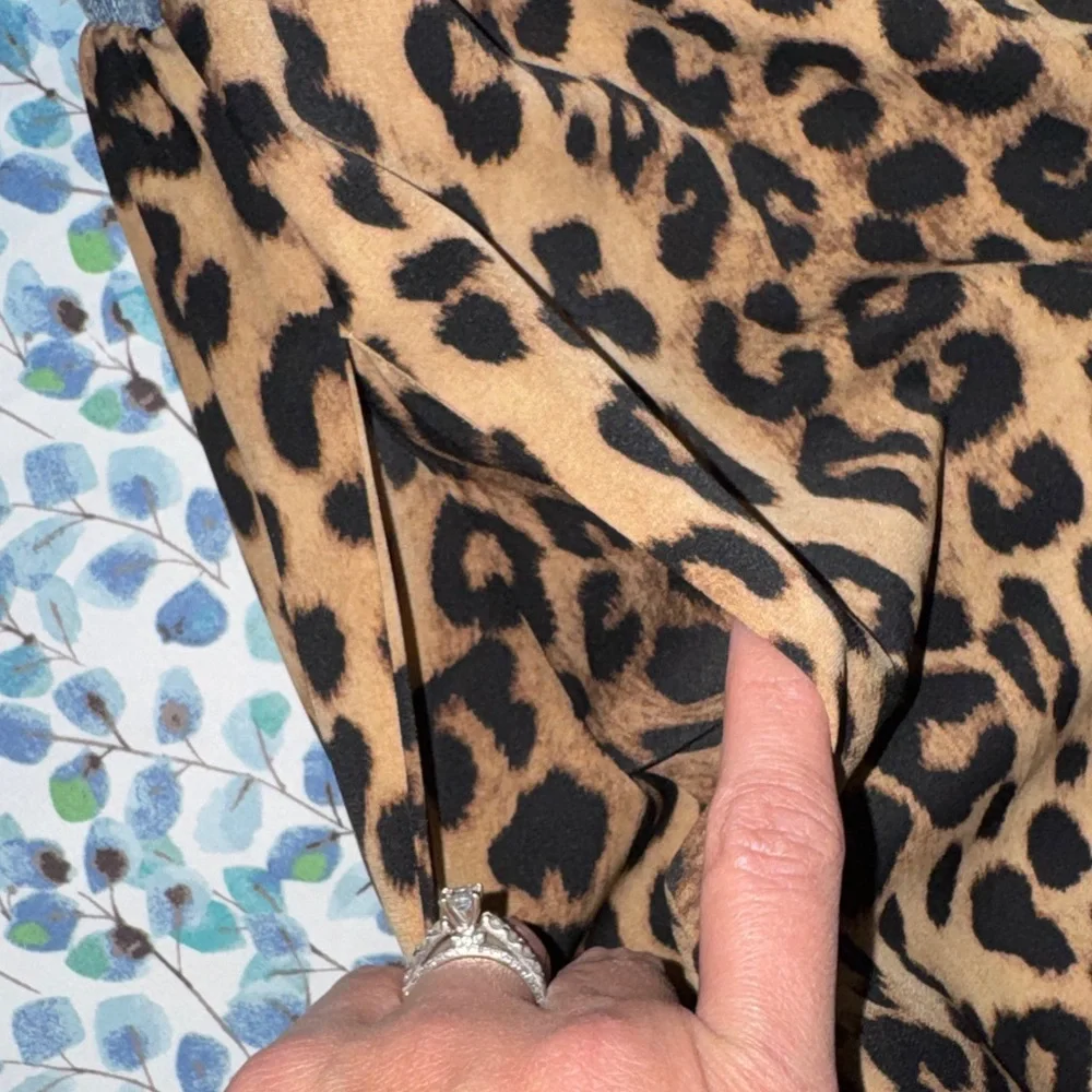 Oddi Leopard Maxi Dress - Picture 4 of 8